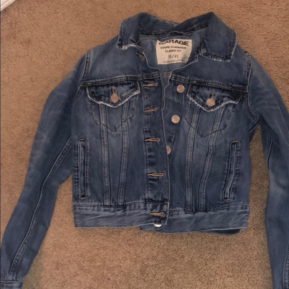 Medium wash denim jacket